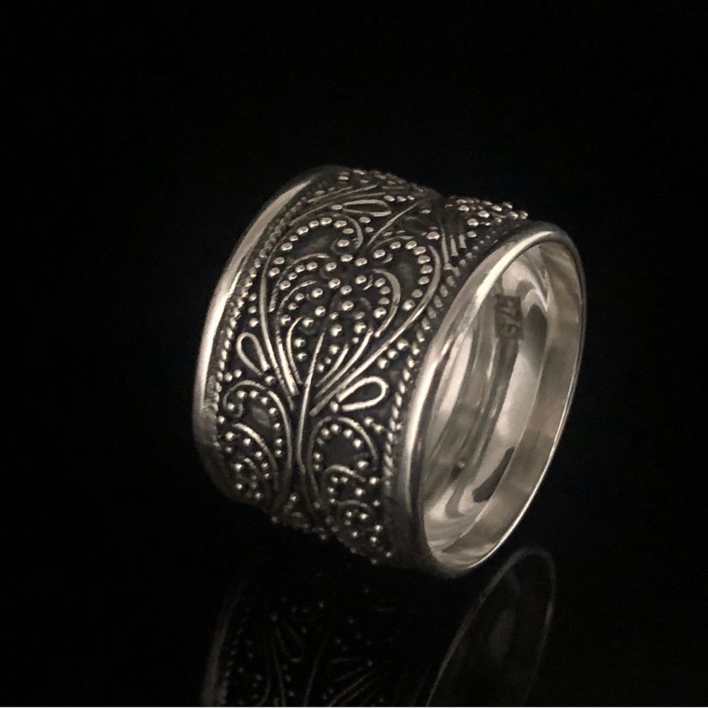 Bohemian Tahitian Ring Matching Earrings Set